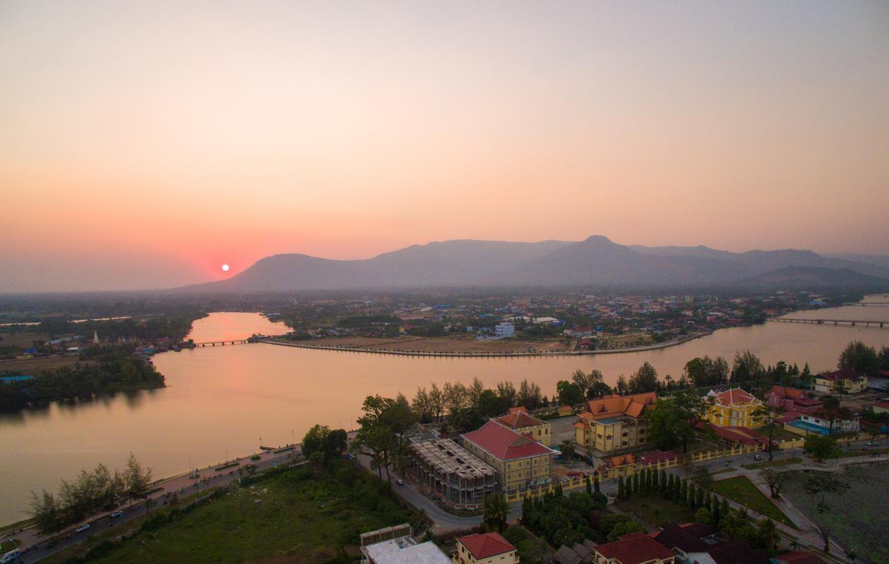 Makk Hotel Kampot Luaran gambar